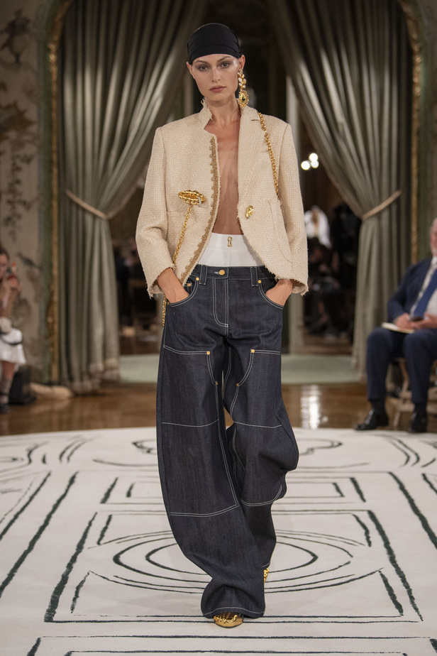 مجموعة Schiaparelli لربيع وصيف 2024