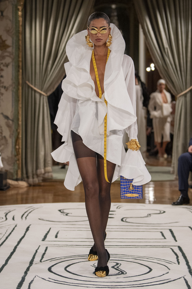 مجموعة Schiaparelli لربيع وصيف 2024