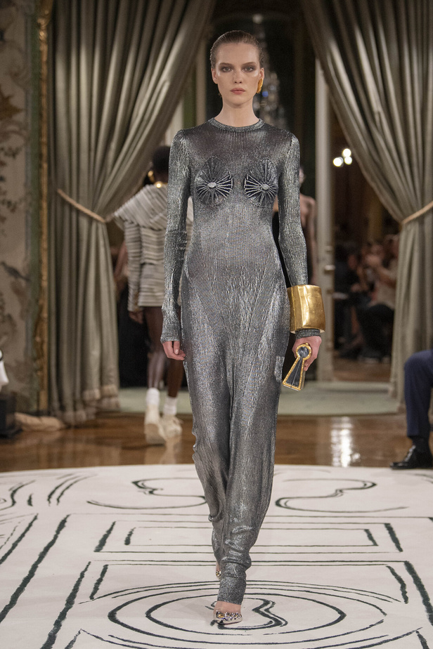 مجموعة Schiaparelli لربيع وصيف 2024