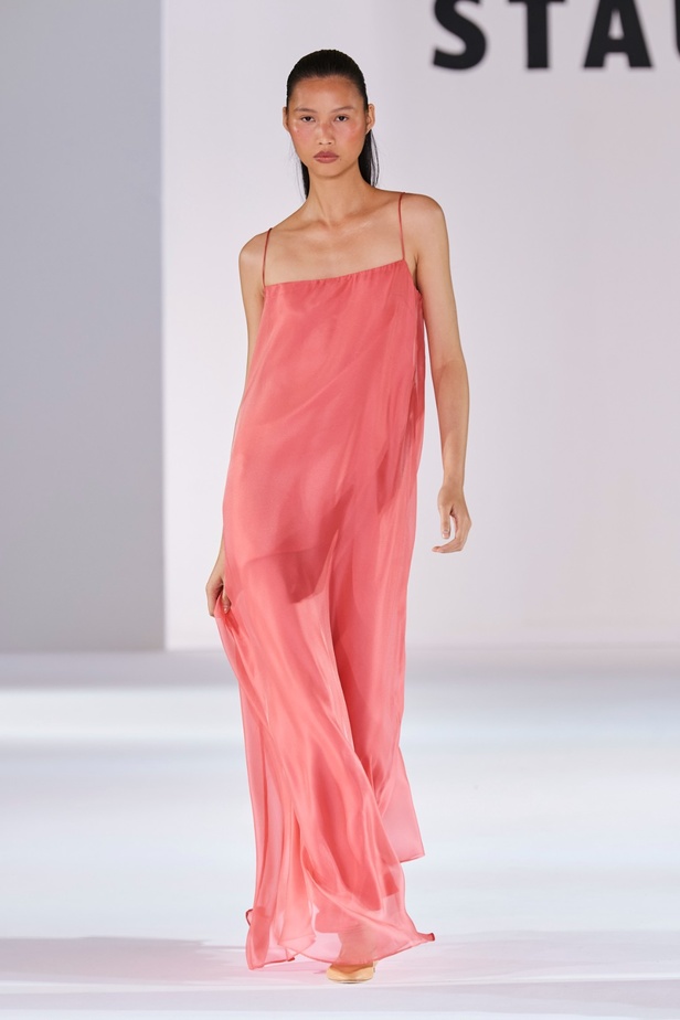 مجموعة Staud لربيع وصيف 2024