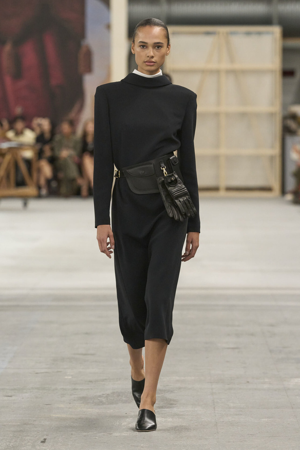 عرض أزياء Tod's لربيع وصيف 2023 في ميلانو