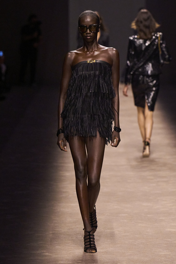 نقلة نوعية جديدة لـ TOM FORD مع إبقاء هوية الدار الأساسية