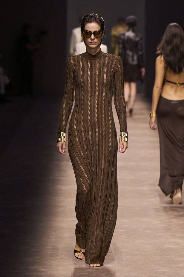 نقلة نوعية جديدة لـ TOM FORD مع إبقاء هوية الدار الأساسية