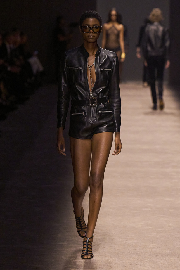 نقلة نوعية جديدة لـ TOM FORD مع إبقاء هوية الدار الأساسية