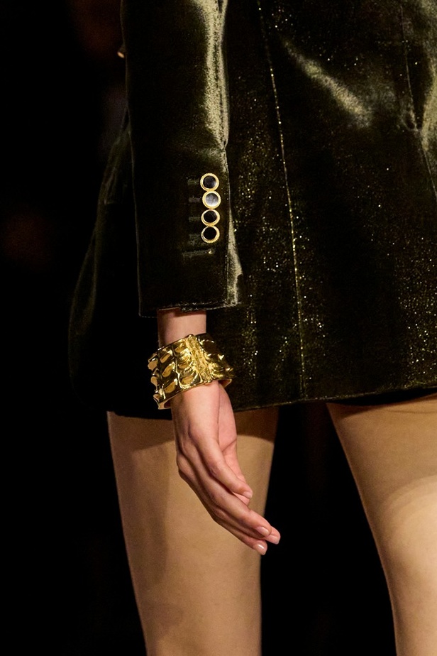 نقلة نوعية جديدة لـ TOM FORD مع إبقاء هوية الدار الأساسية