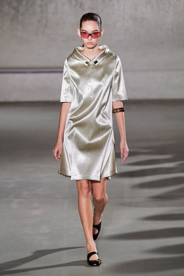 مجموعة Tory Burch لربيع وصيف 2024