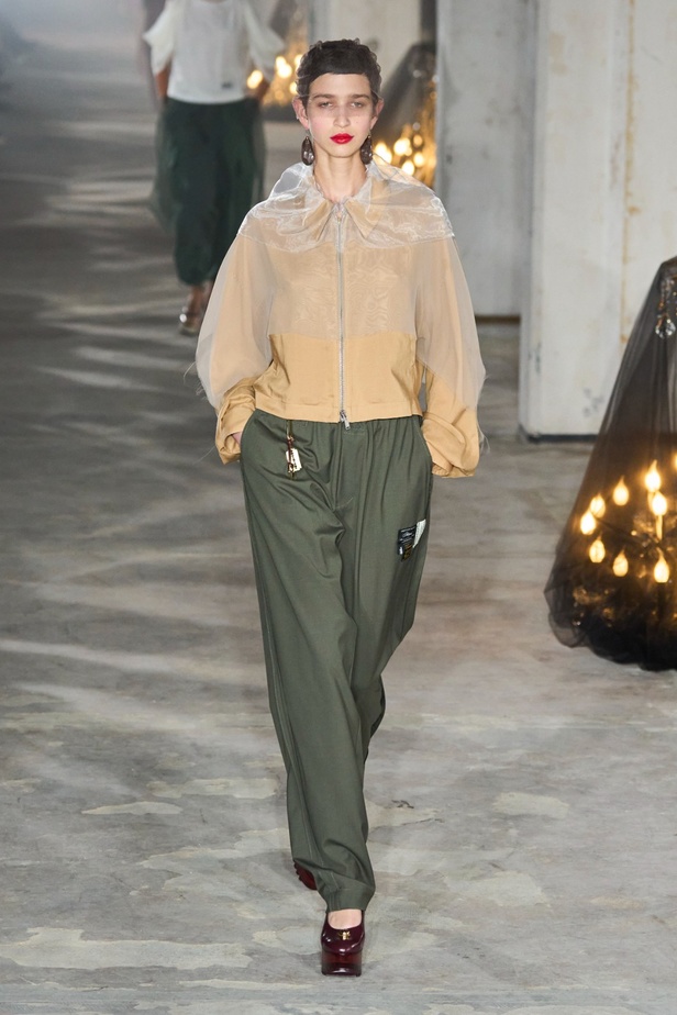 فنية ومفاهيمية وحَية... مجموعة Undercover لربيع 2024