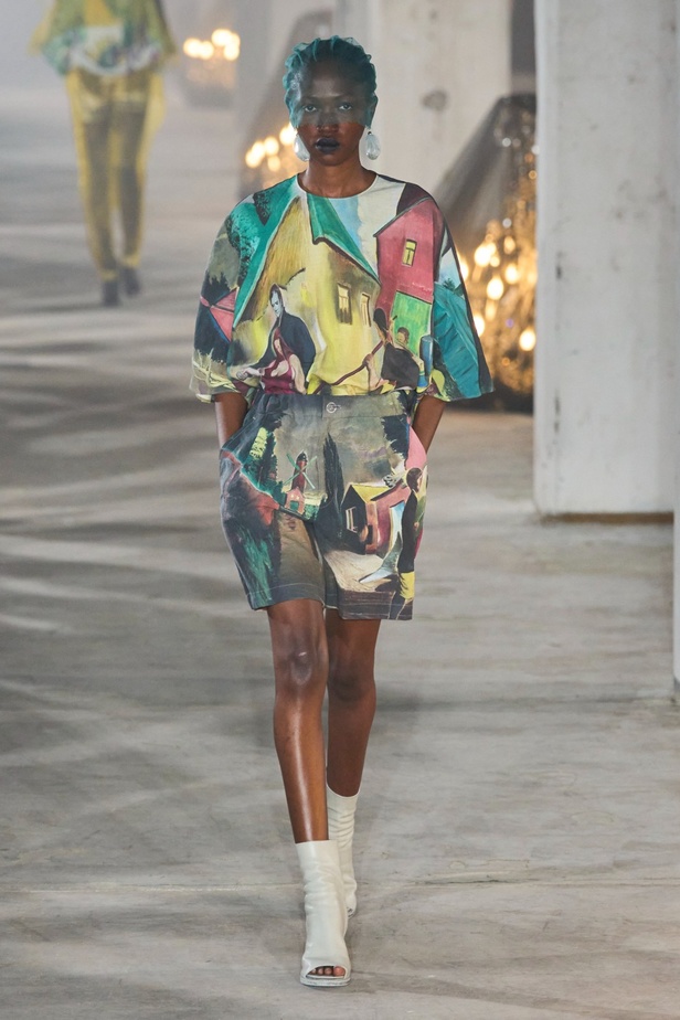 فنية ومفاهيمية وحَية... مجموعة Undercover لربيع 2024