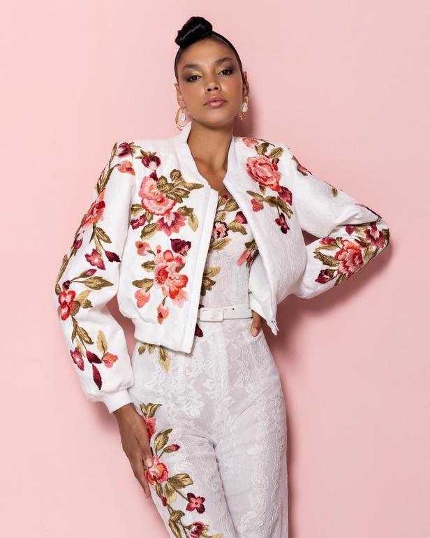 مجموعة نجا سعادة للأزياء الجاهزة لربيع وصيف 2024  