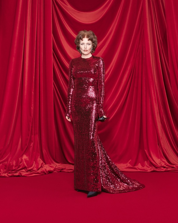 مجموعة Balenciaga لربيع وصيف 2024