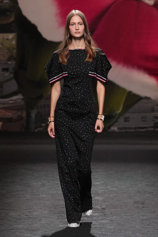 مجموعة CHANEL لربيع وصيف 2024 في باريس