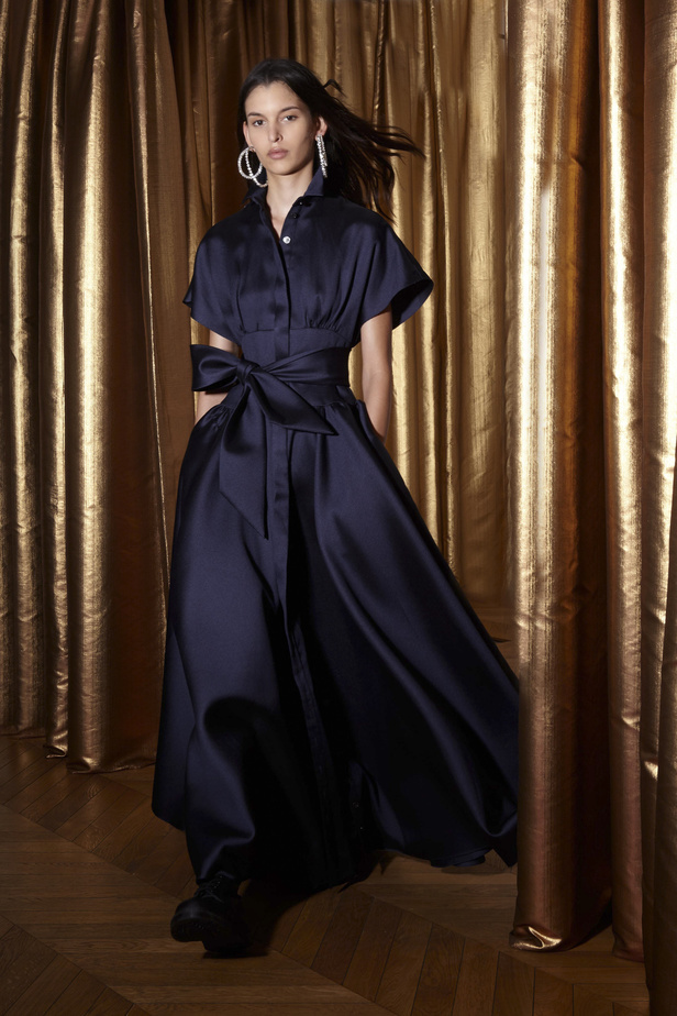 عرض أزياء Alexis Mabille لموسم ربيع وصيف 2024