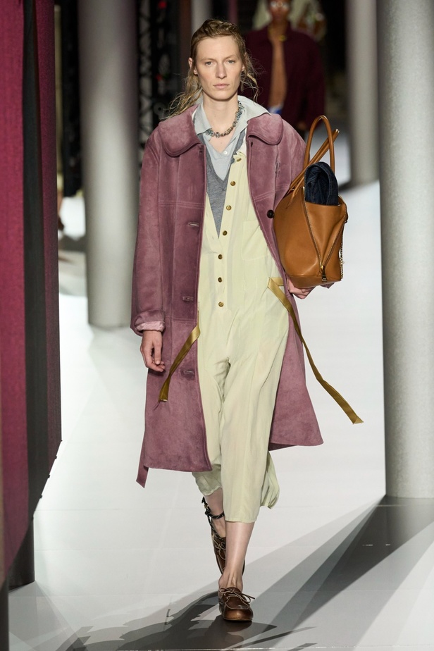 مجموعة Miu Miu لربيع وصيف 2024