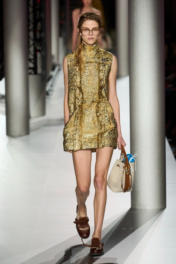 مجموعة Miu Miu لربيع وصيف 2024