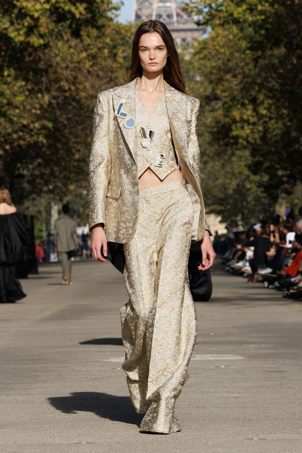 مجموعة STELLA MCCARTNEY لربيع وصيف 2024