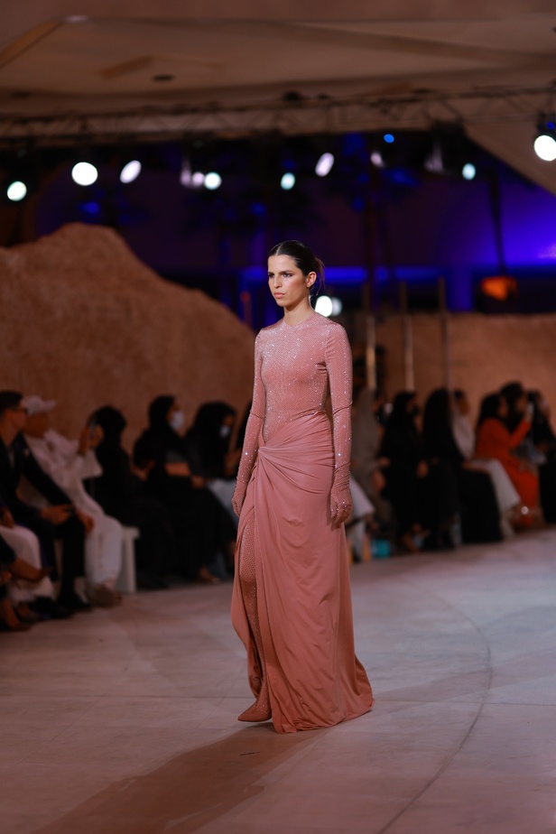 مجموعة يوسف أكبر 