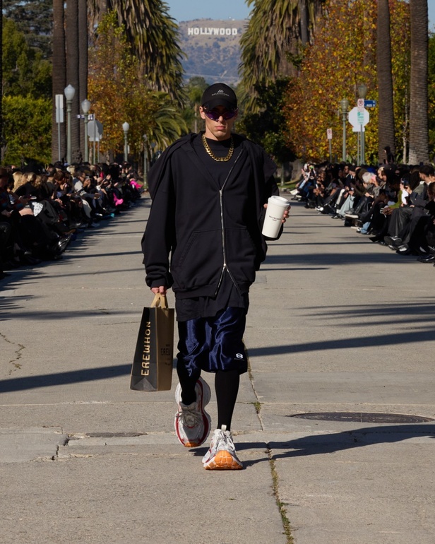 مجموعة Balenciaga لخريف 2024