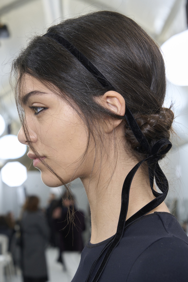 إطلالات جمالية من مجموعة كريستيان ديور للهوت كوتور لموسم ربيع وصيف 2024