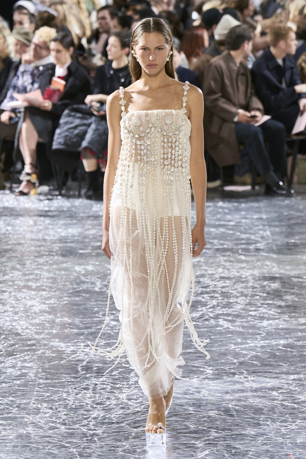 مجموعة Jean Paul Gauthier للأزياء الراقية لربيع وصيف 2024