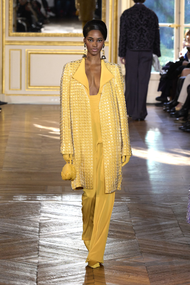 مجموعة جورج حبيقة للأزياء الراقية لموسم ربيع وصيف 2024