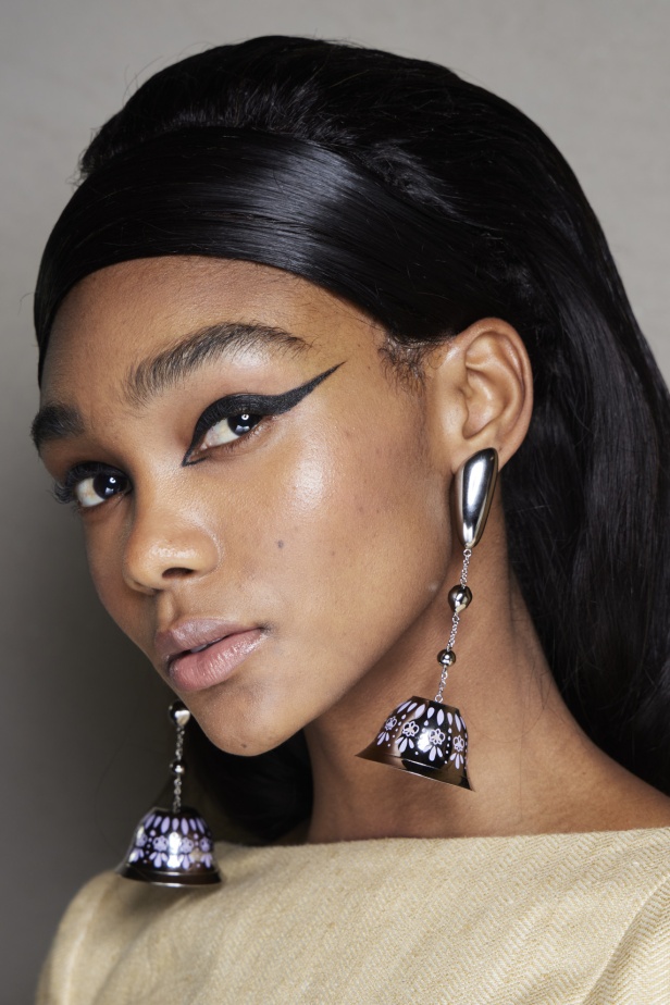 إطلالات جمالية من عرض جورج حبيقة لربيع وصيف 2024