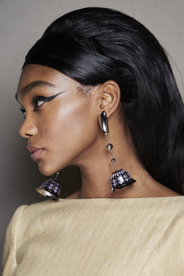 إطلالات جمالية من عرض جورج حبيقة لربيع وصيف 2024