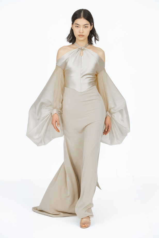 عرض أزياء Alexis Mabille لربيع وصيف 2024