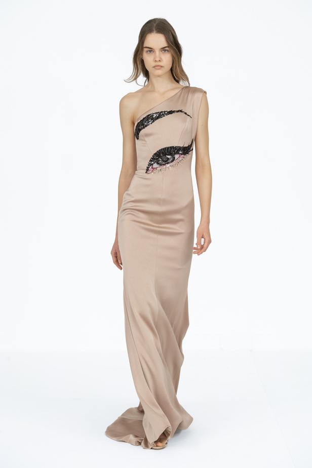 عرض أزياء Alexis Mabille لربيع وصيف 2024