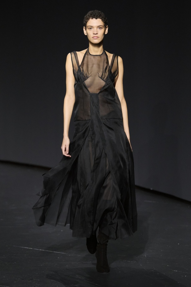 مجموعة 16Arlington لخريف وشتاء 2024