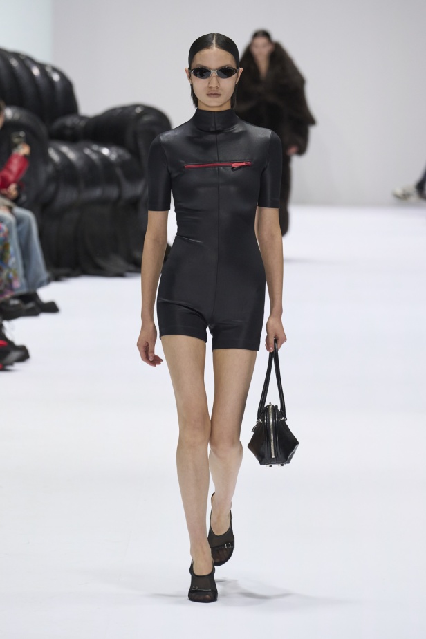 مجموعة Acne Studios لخريف وشتاء 2024