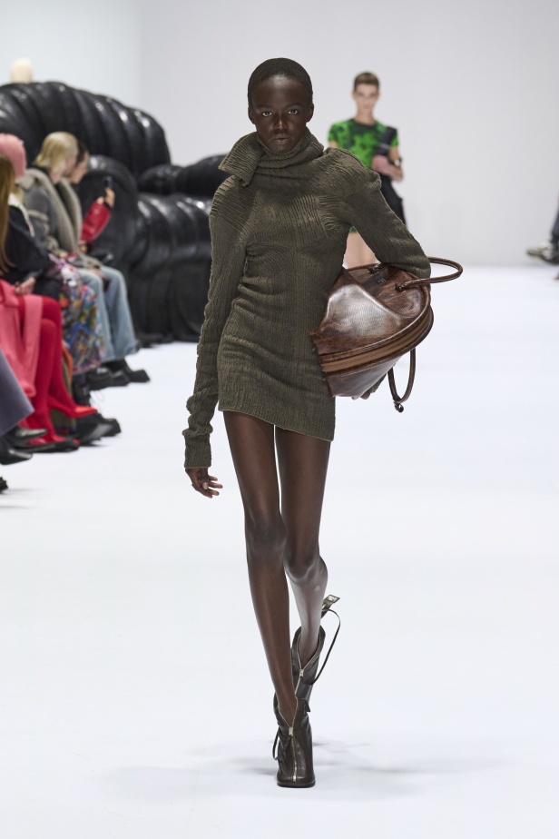 مجموعة Acne Studios لخريف وشتاء 2024