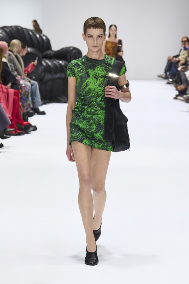 مجموعة Acne Studios لخريف وشتاء 2024