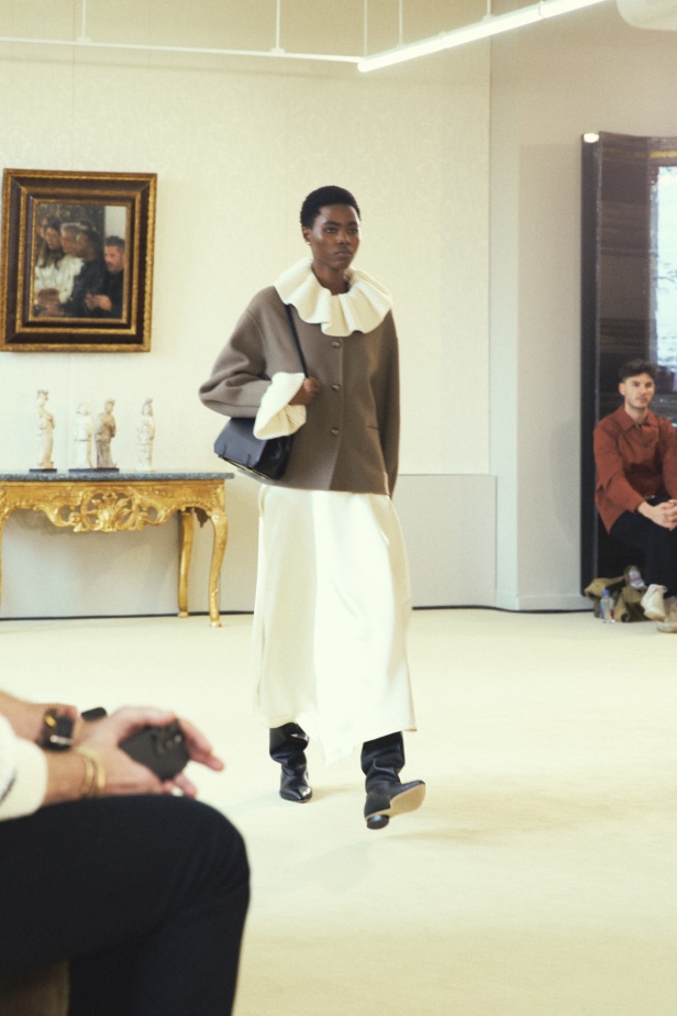 مجموعة Altuzarra لخريف وشتاء 2024