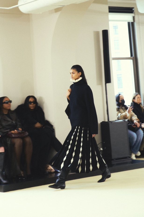 مجموعة Altuzarra لخريف وشتاء 2024