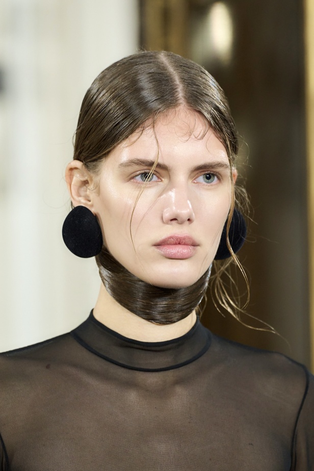 مجموعة Ashi Studio لربيع وصيف 2024 في باريس