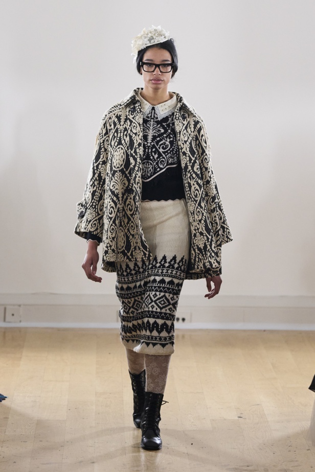 مجموعة Bora Aksu لخريف وشتاء 2024