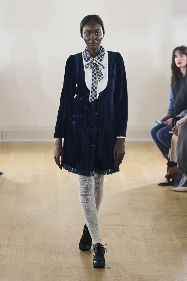 مجموعة Bora Aksu لخريف وشتاء 2024