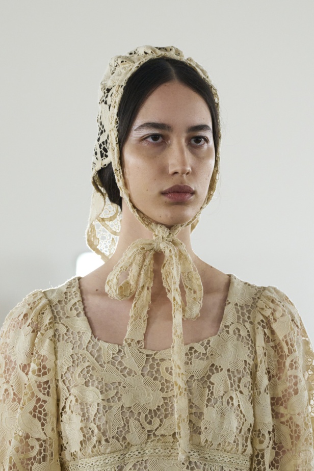 مجموعة Bora Aksu لخريف وشتاء 2024