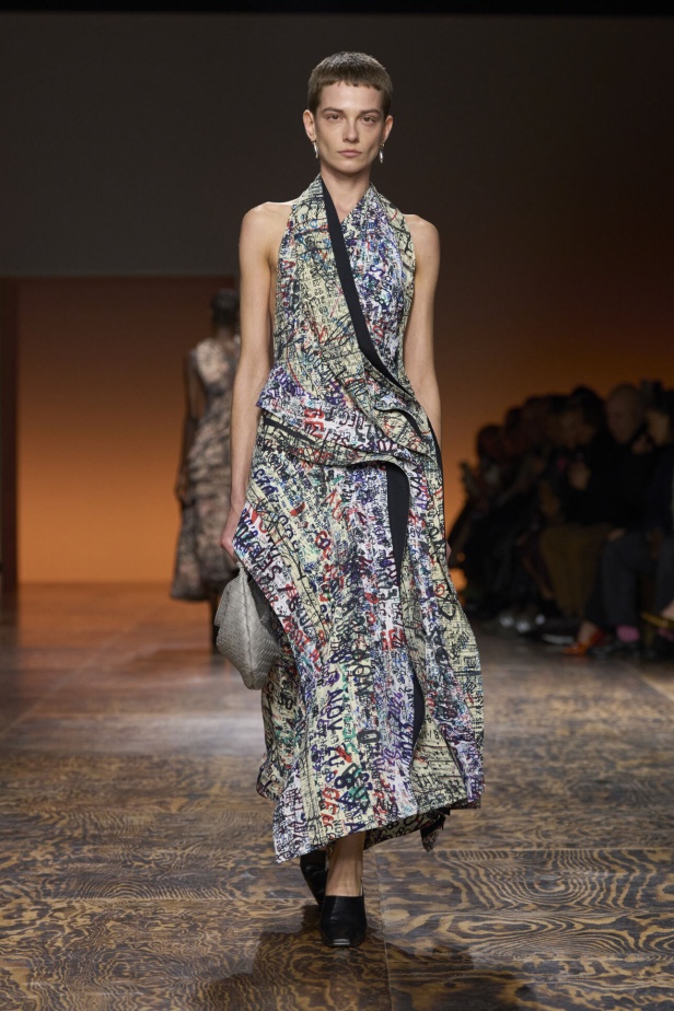 مجموعة Bottega Veneta لخريف 2024 في ميلانو