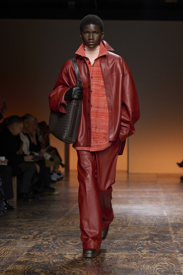 مجموعة Bottega Veneta لخريف 2024 في ميلانو