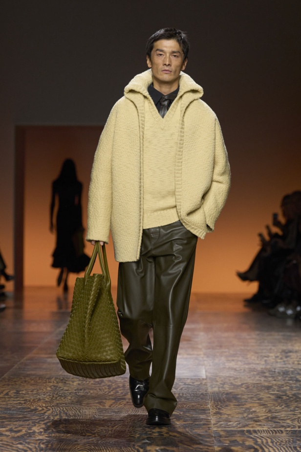 مجموعة Bottega Veneta لخريف 2024 في ميلانو