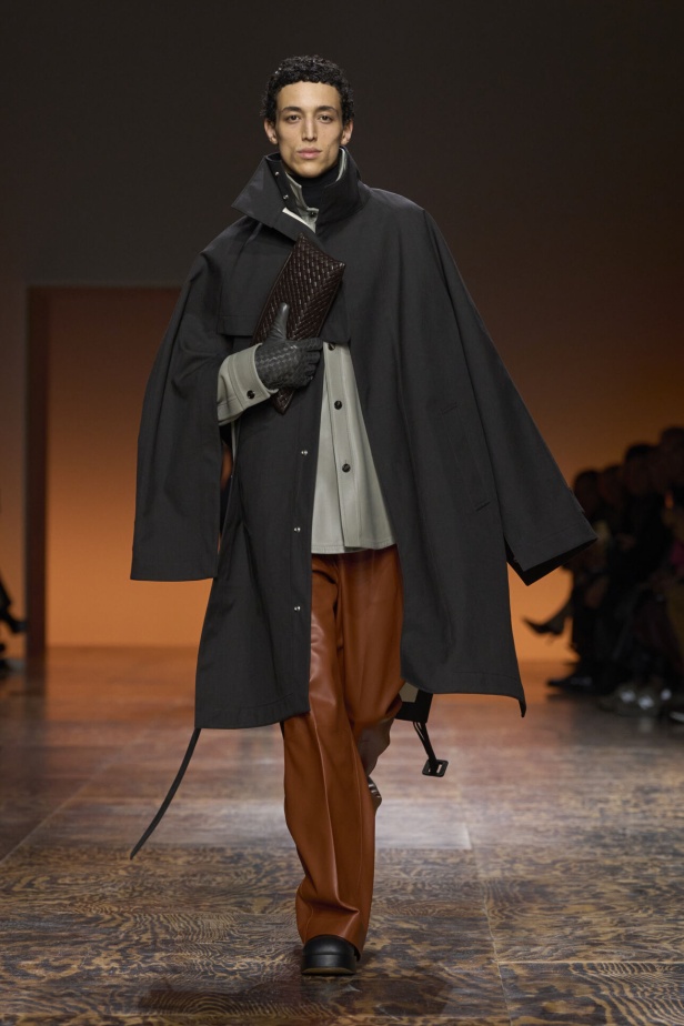 مجموعة Bottega Veneta لخريف 2024 في ميلانو