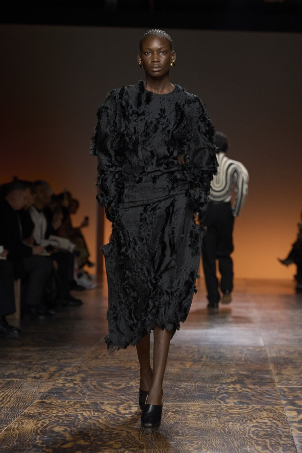 مجموعة Bottega Veneta لخريف 2024 في ميلانو