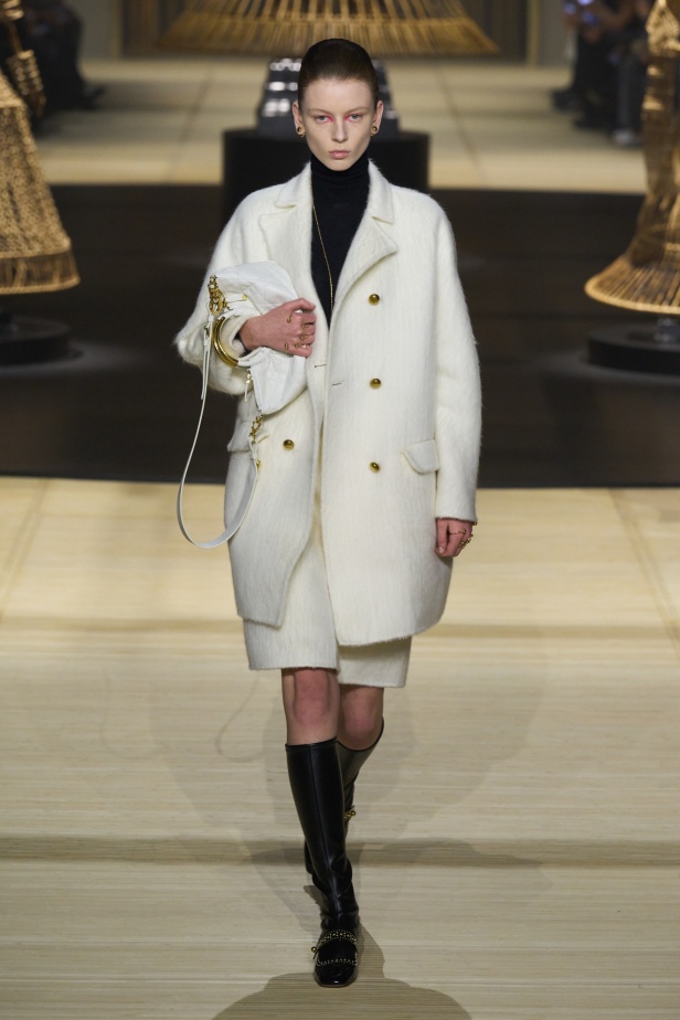 "كريستيان ديور" خريف و شتاء 2024 