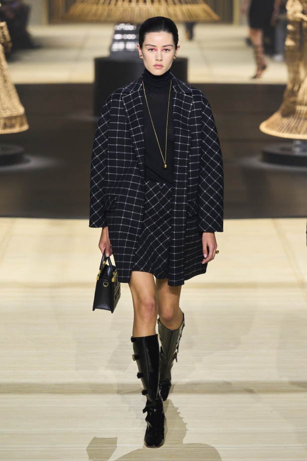 "كريستيان ديور" خريف و شتاء 2024 