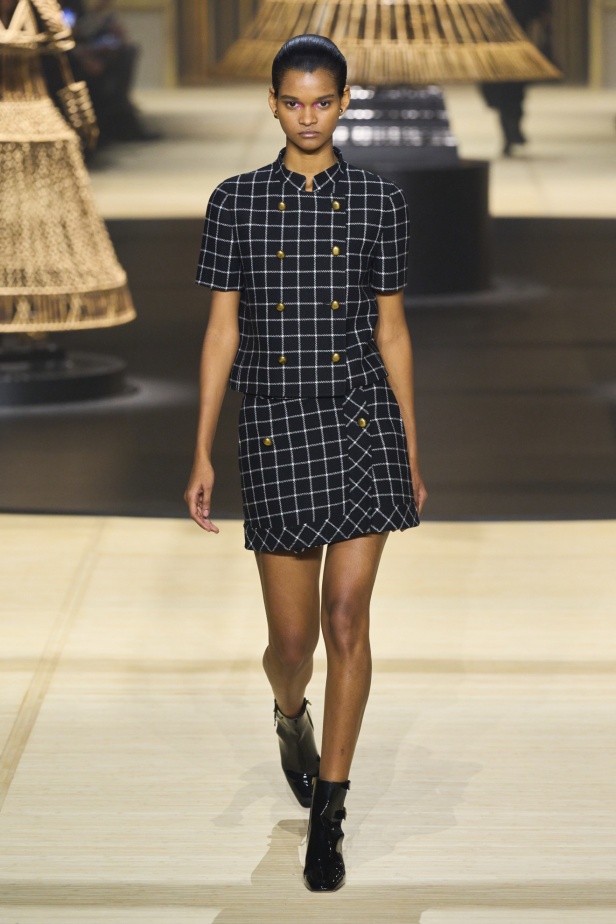 "كريستيان ديور" خريف و شتاء 2024 