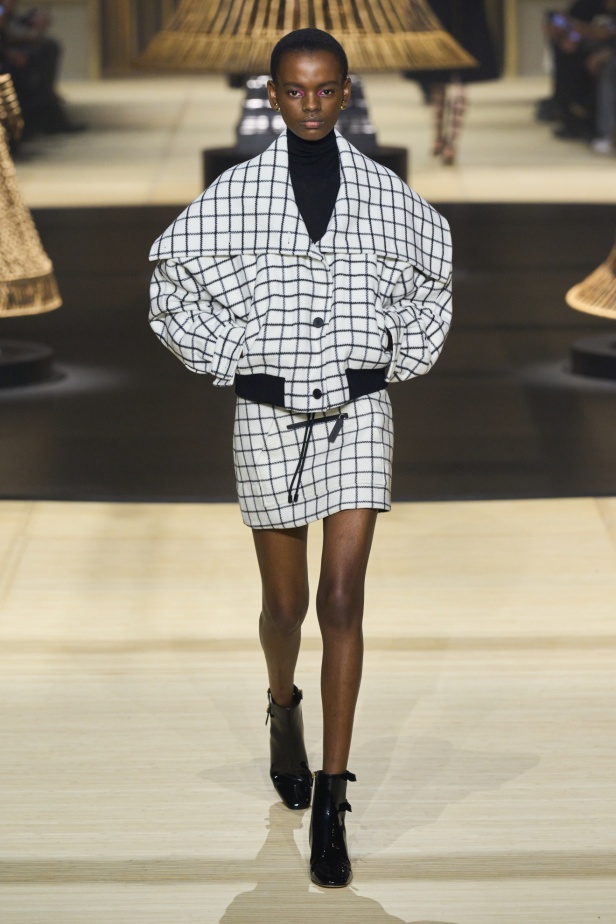 "كريستيان ديور" خريف و شتاء 2024 