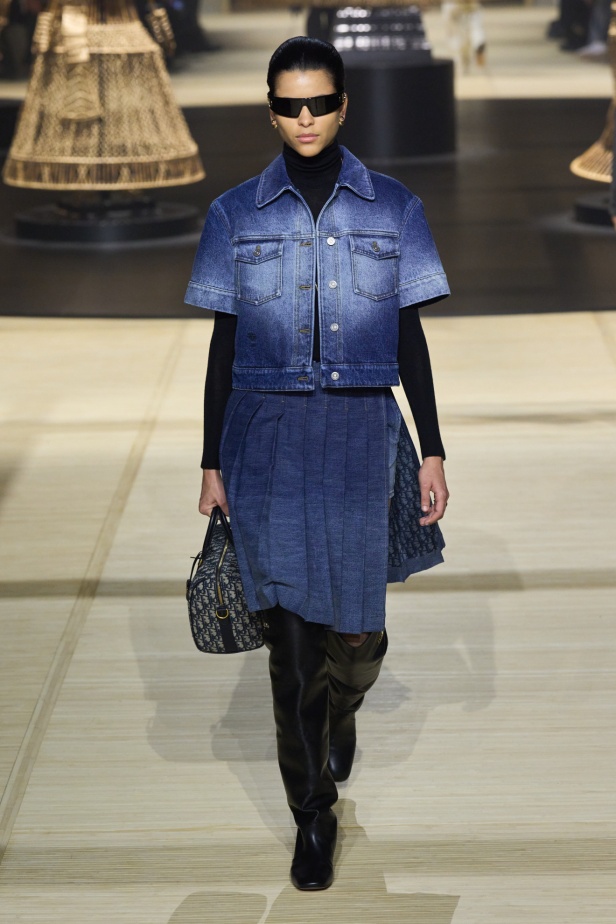 "كريستيان ديور" خريف و شتاء 2024 