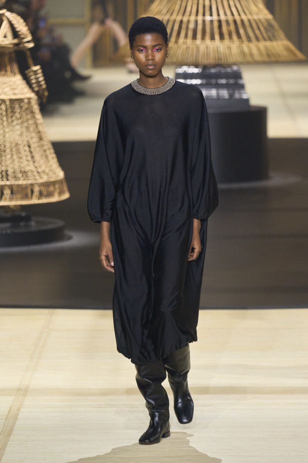 "كريستيان ديور" خريف و شتاء 2024 