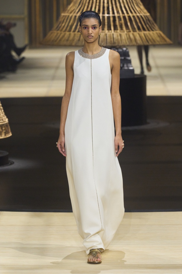 "كريستيان ديور" خريف و شتاء 2024 